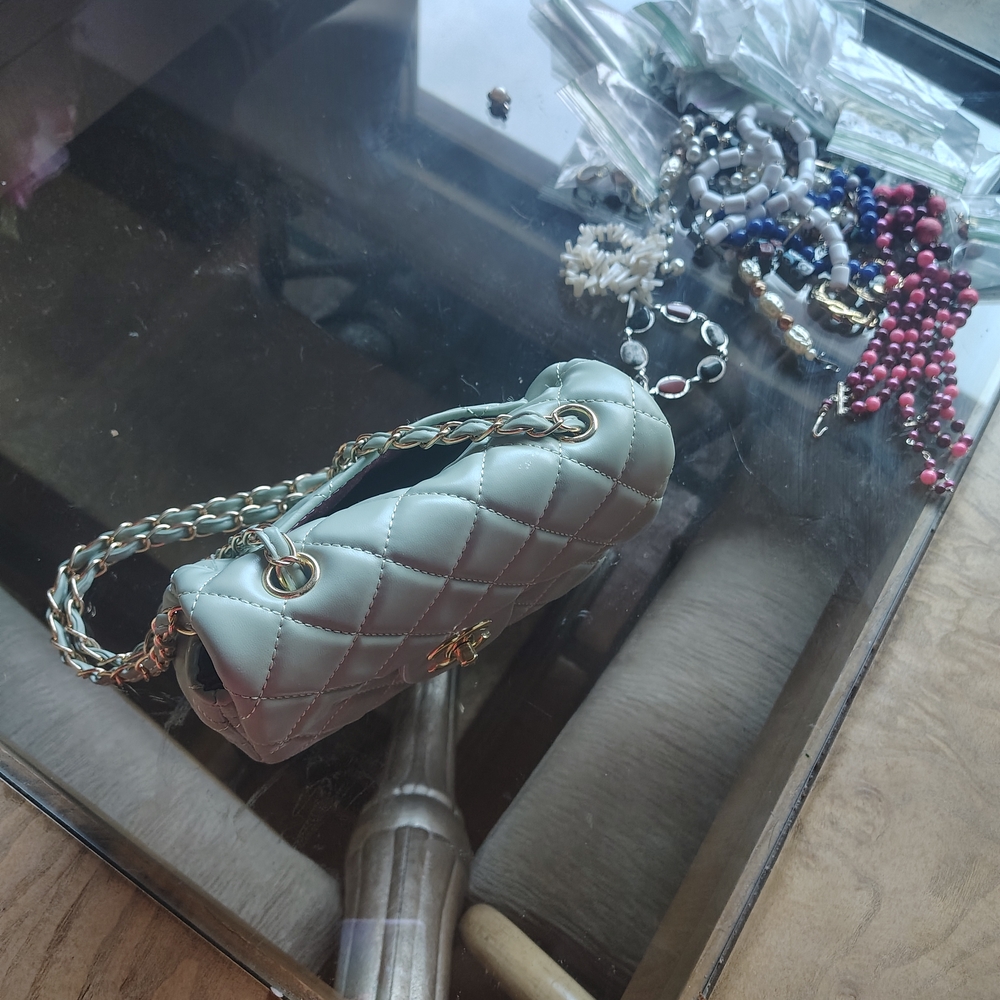 Elegant Quilted Chain Shoulder Bag - Mint Green